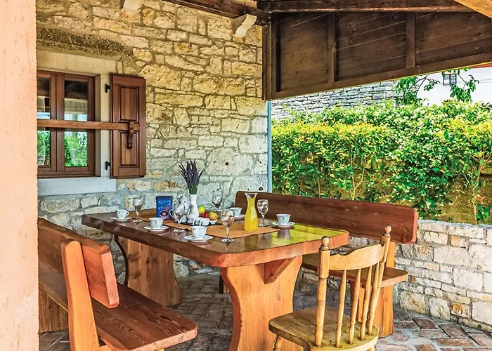 By Interhome * Matohanci